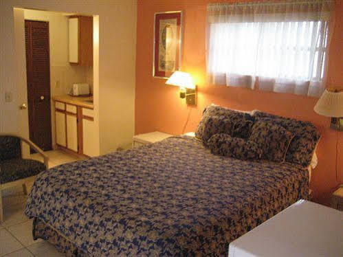 Homing Inn - Boynton Beach Bagian luar foto